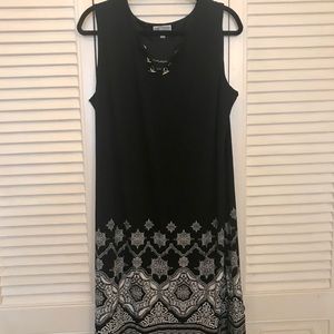 3/20 EUC Black and White Dress 2X